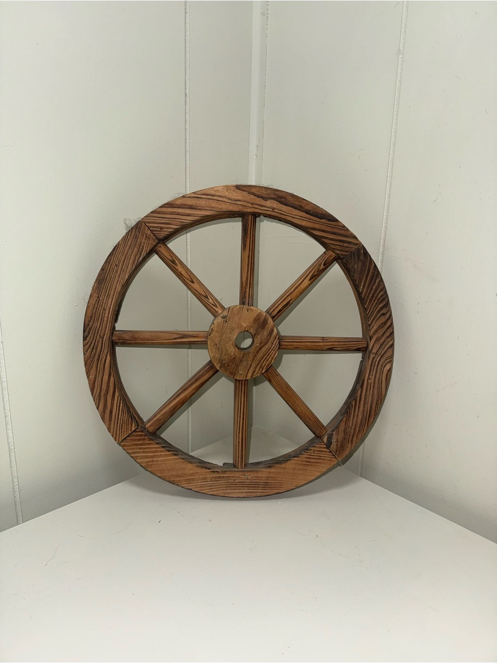 Rustic Brown Wooden Wagon Wheel Wall Decor